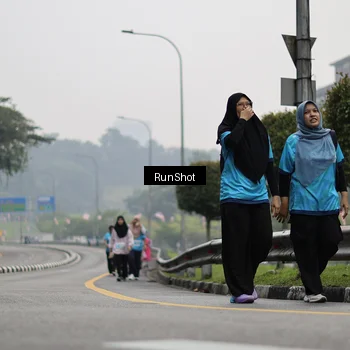 Runner Photo 7038500