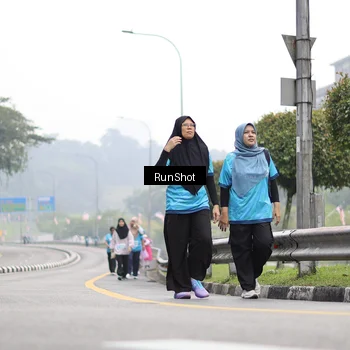 Runner Photo 7038506