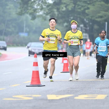 Runner Photo 7038509