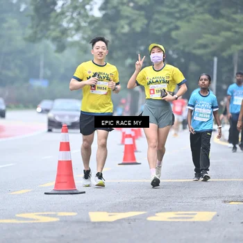 Runner Photo 7038513