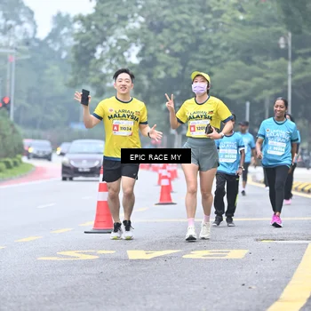 Runner Photo 7038515