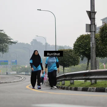 Runner Photo 7038521