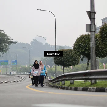 Runner Photo 7038532