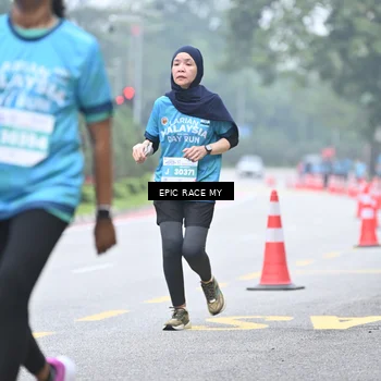 Runner Photo 7038542