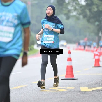 Runner Photo 7038543