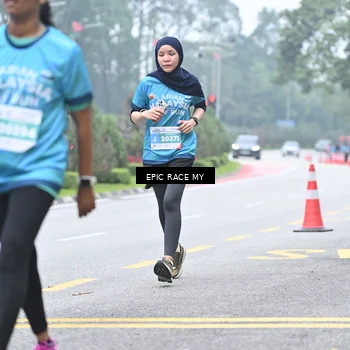 Runner Photo 7038550