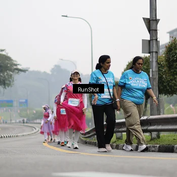 Runner Photo 7038553