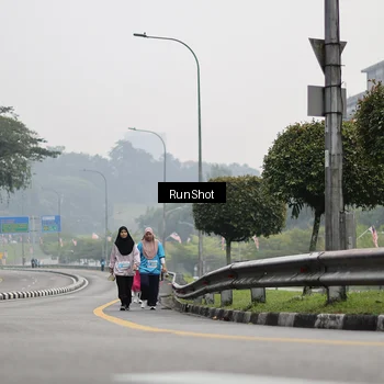 Runner Photo 7038556