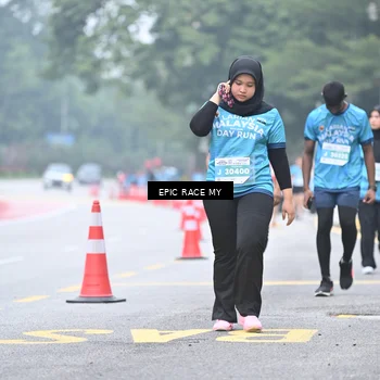 Runner Photo 7038558