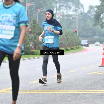 Runner Photo 7038559