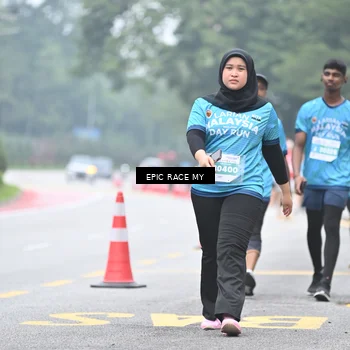 Runner Photo 7038562