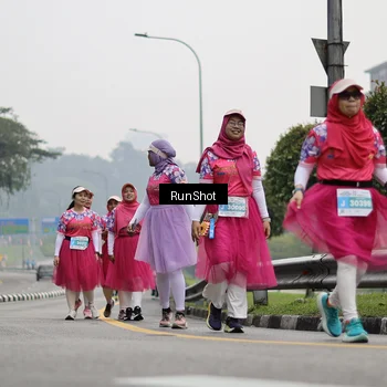 Runner Photo 7038598