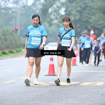 Runner Photo 7038602