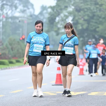 Runner Photo 7038605