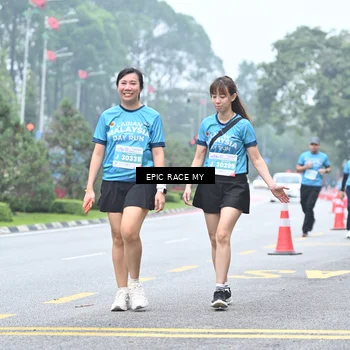 Runner Photo 7038615