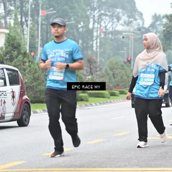 Runner Photo 7038626