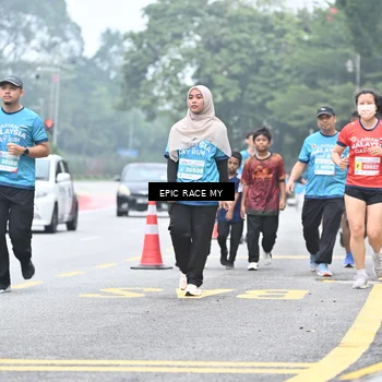 Runner Photo 7038627