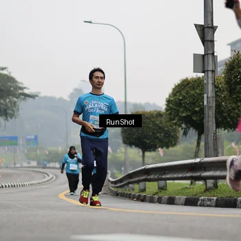 Runner Photo 7038647