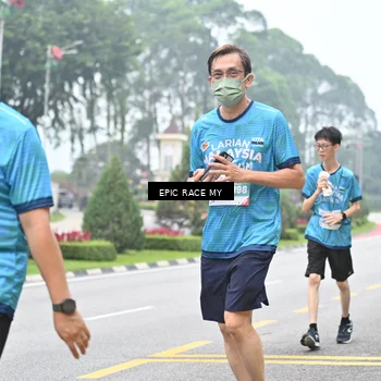 Runner Photo 7038656