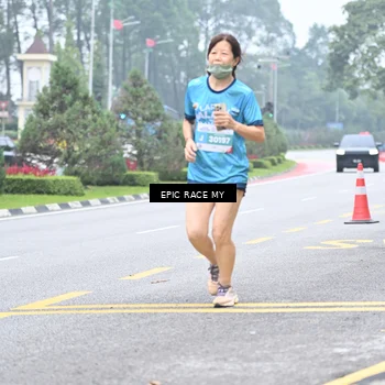 Runner Photo 7038676