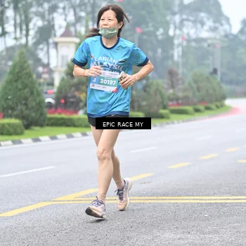 Runner Photo 7038692