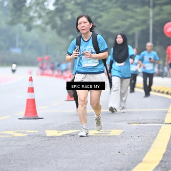 Runner Photo 7038695