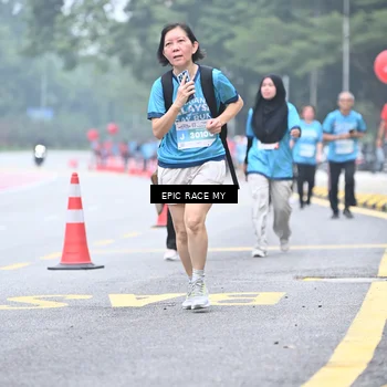 Runner Photo 7038696