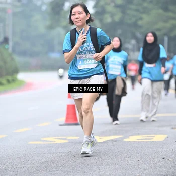 Runner Photo 7038701