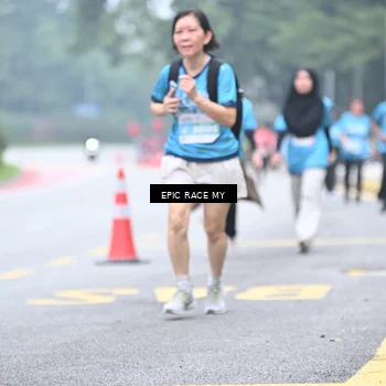 Runner Photo 7038702