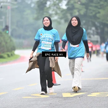 Runner Photo 7038705