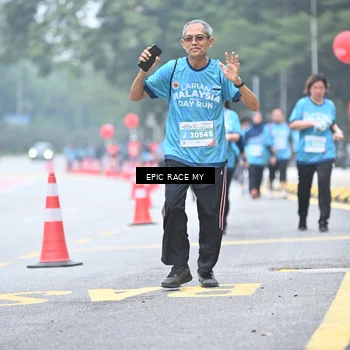 Runner Photo 7038716