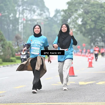 Runner Photo 7038717