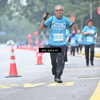 Runner Photo 7038721