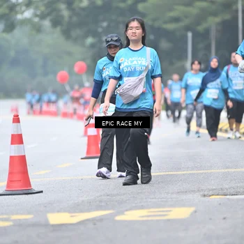 Runner Photo 7038728