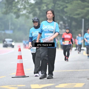 Runner Photo 7038740