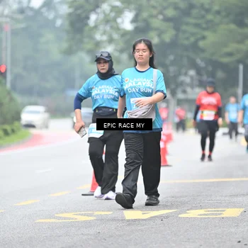 Runner Photo 7038744
