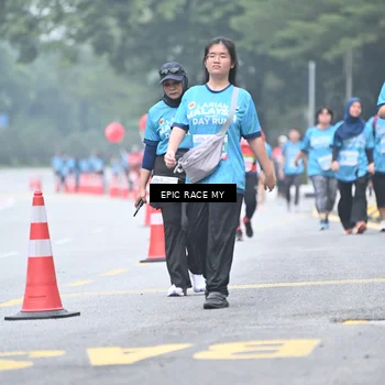 Runner Photo 7038745