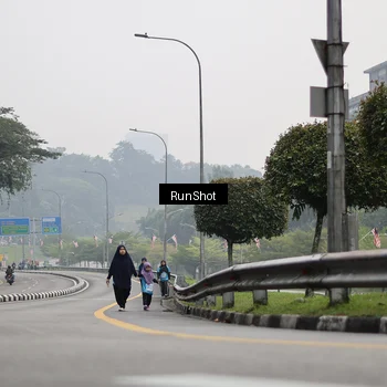 Runner Photo 7038746