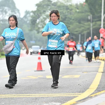 Runner Photo 7038747