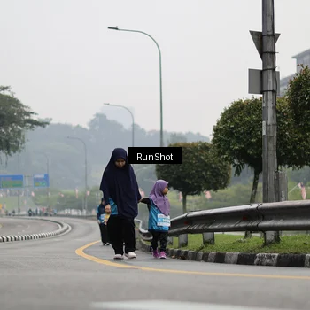 Runner Photo 7038768