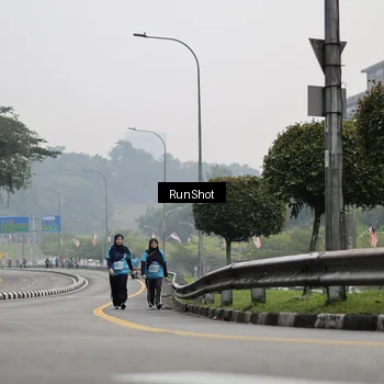Runner Photo 7038775