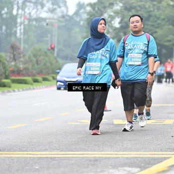 Runner Photo 7038779