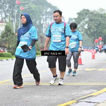 Runner Photo 7038788