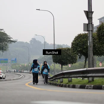 Runner Photo 7038789