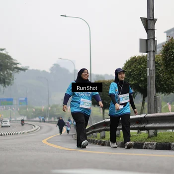 Runner Photo 7038795