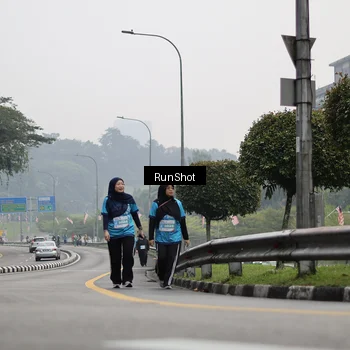Runner Photo 7038805