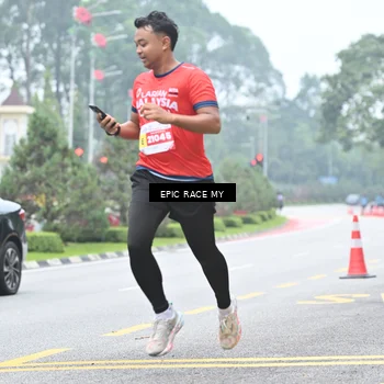 Runner Photo 7038808