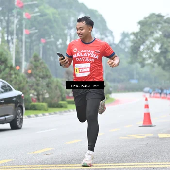 Runner Photo 7038813
