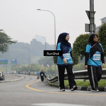 Runner Photo 7038821