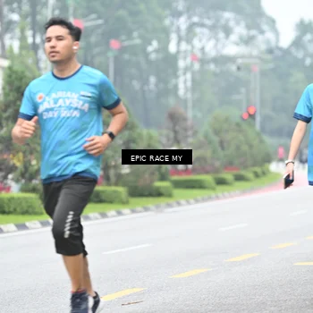 Runner Photo 7038822